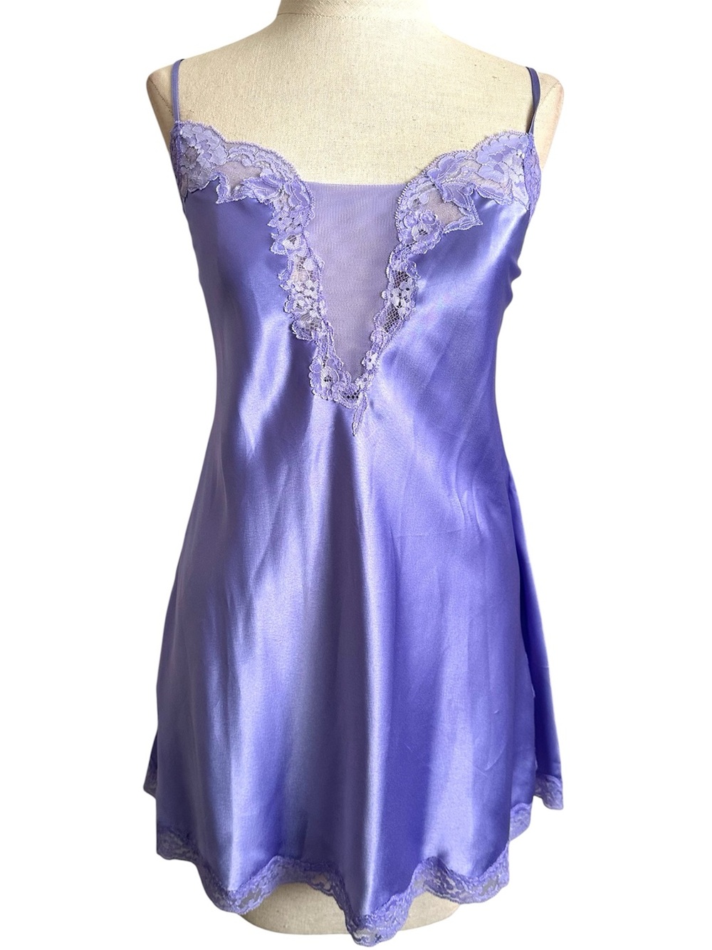 Victoria's Secret Negligee Nightie Lavender Purple Lace Medium